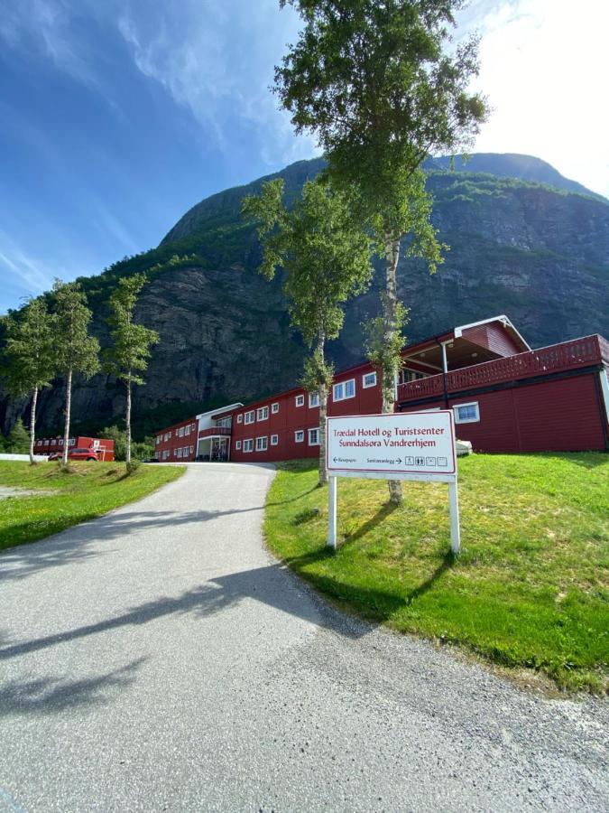 Traedal Hotel Sunndalsøra Zewnętrze zdjęcie